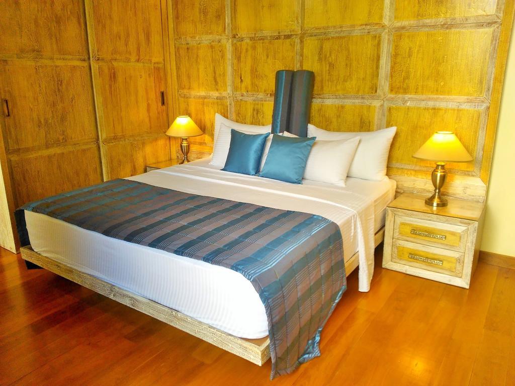 White Palace Hotel Gampaha Exterior photo