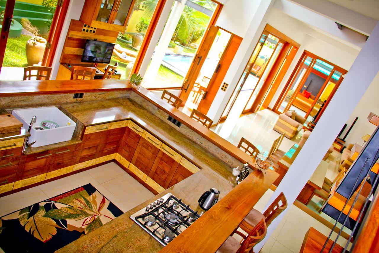 White Palace Hotel Gampaha Exterior photo